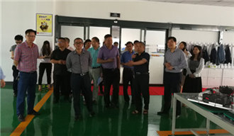 我院課題組赴漣源市開展《婁底資源型城市轉(zhuǎn)型升級，深化供給側(cè)結(jié)構(gòu)性改革》