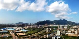 連云港：＂三駕馬車＂拉動(dòng)經(jīng)濟(jì)開(kāi)發(fā)區(qū)＂再開(kāi)發(fā)＂
